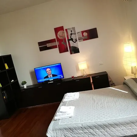 Residenza Piazza Dei Martiri 8 * ボローニャ